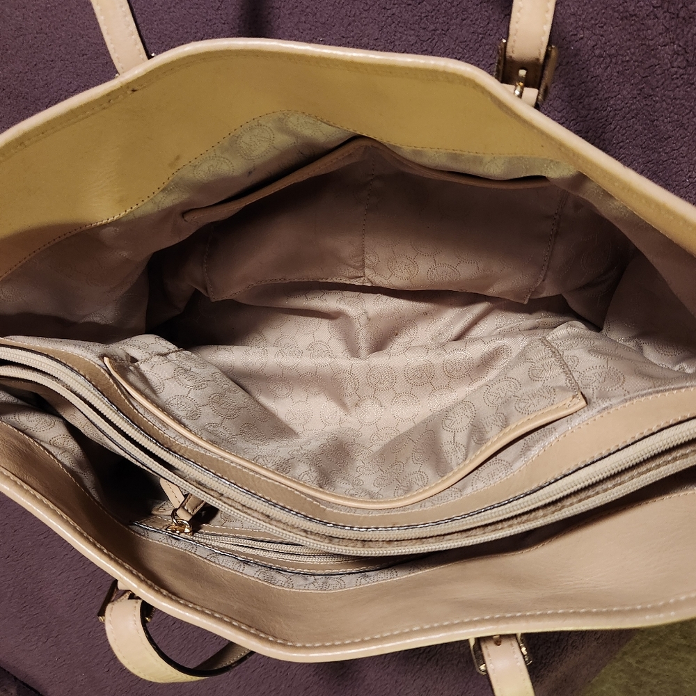 Micheal Kors shoulder bag - Picture 10 of 10